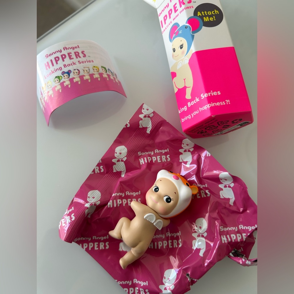 Sonny Angel Hamster Looking Back 20th anniversary hipper blind box
